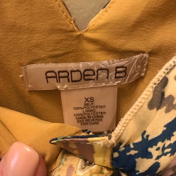 Arden B Ruffle Silky Dress V-Neck - Picture 3 of 4